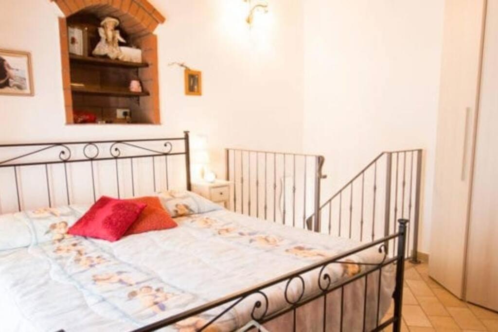 הוילה Boccheggiano Casa Il Girasole מראה חיצוני תמונה